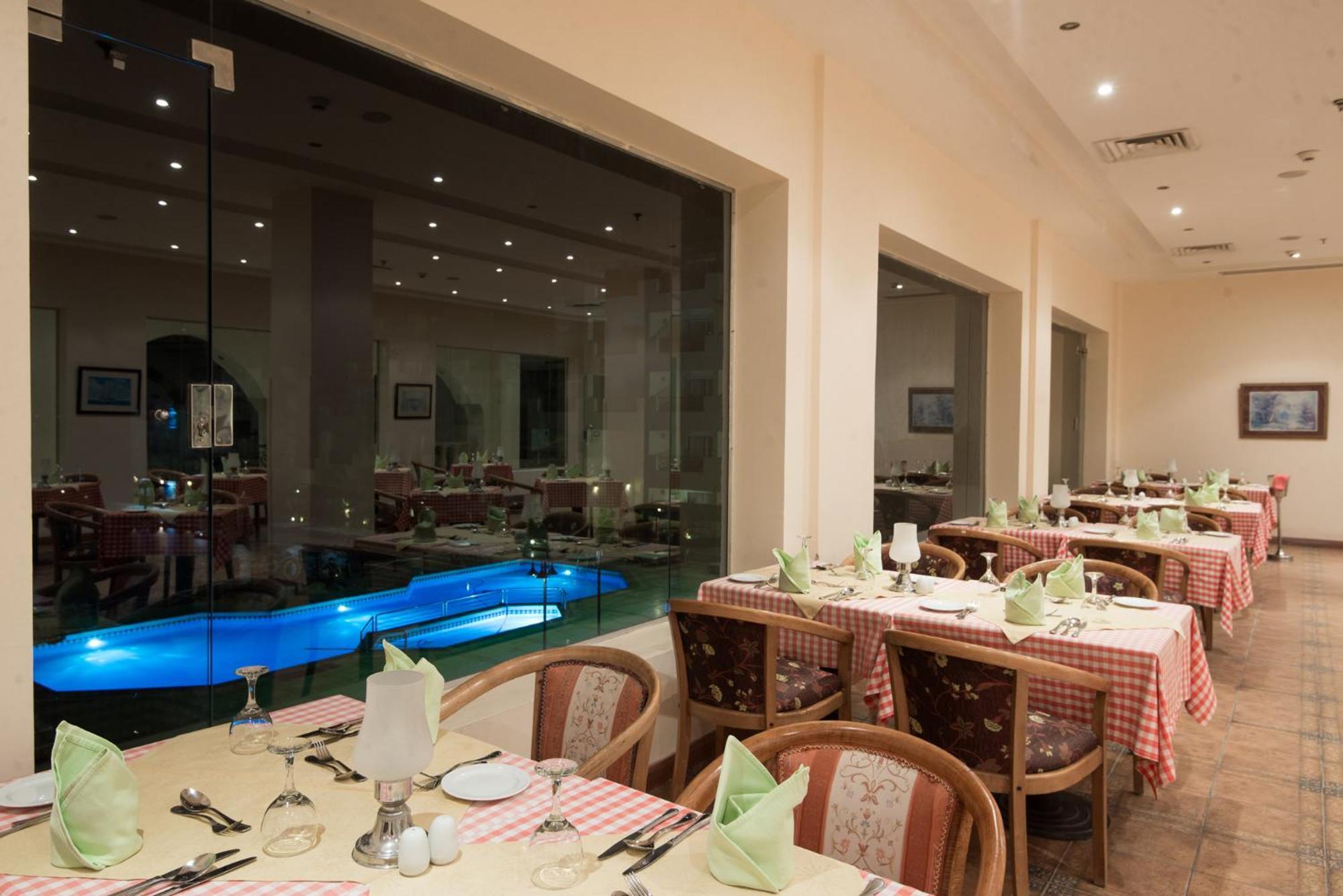 Complex Imperial Shams Abu Soma Hurghada